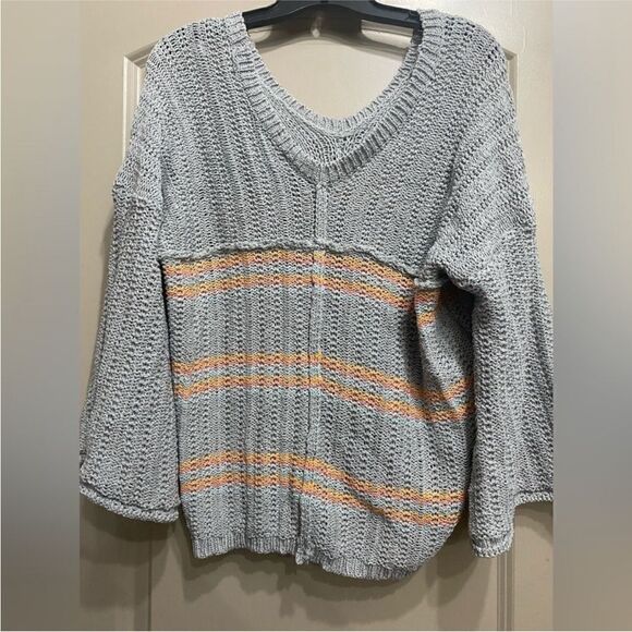 VICI Chunky Knit Striped Flare Sleeve Sweater Gray Size M - Picture 2 of 6